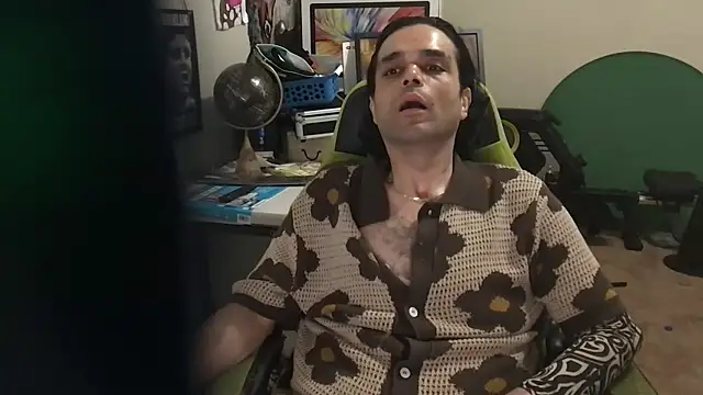 KungFuPanda001 Show in webcam