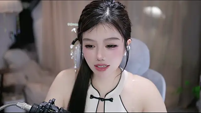 Cecily Chat XXX live