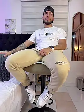 Thiago_Hill Webcam Show