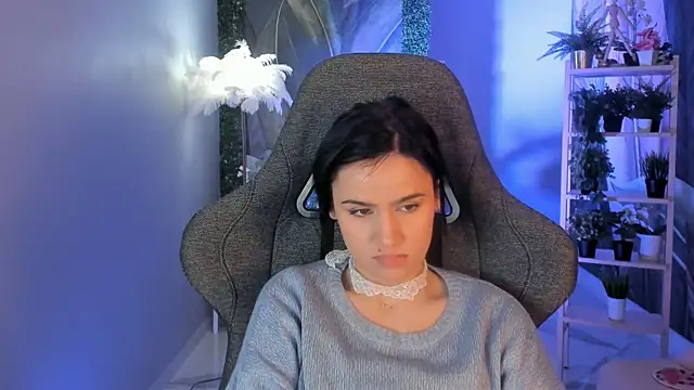 MonicaFarmer's Live XXX Chat