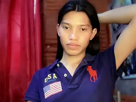 Yourgoddess_jayve Pertunjukan Webcam