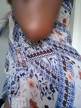 Barbieee1301 现场XXX聊天