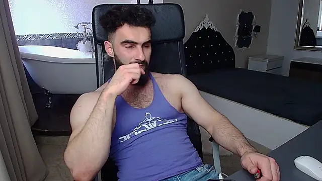 Онлайн чат XXX MicahLane