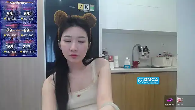 XXX chat uživo modela Asiagirll