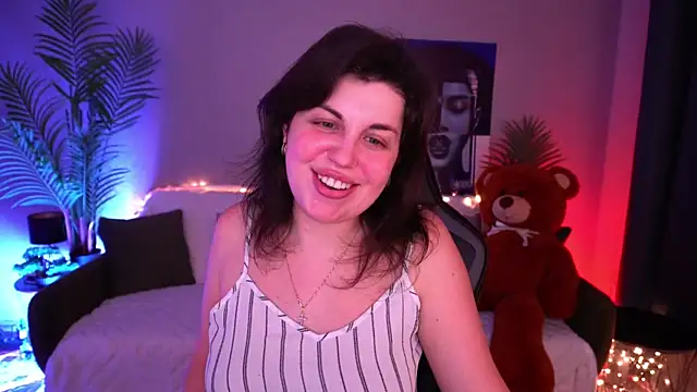 Chat +18 de MirandaWong ao vivo