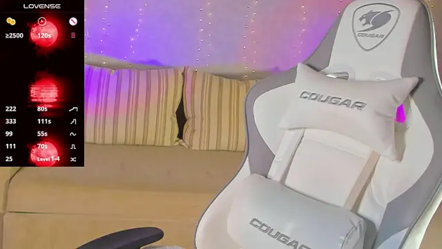 FlamyGold's Live XXX Chat