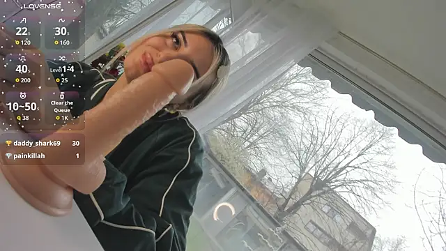 Ella_Vee's Live XXX Chat