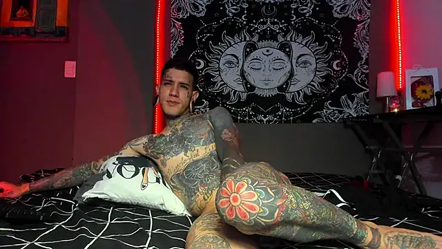 cleoo_jhonny Adlı Modelin Canlı XXX Sohbeti