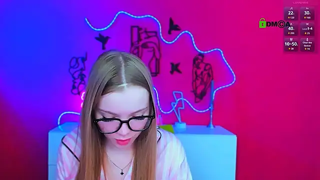 Chat XXX en directo de maddy_moah