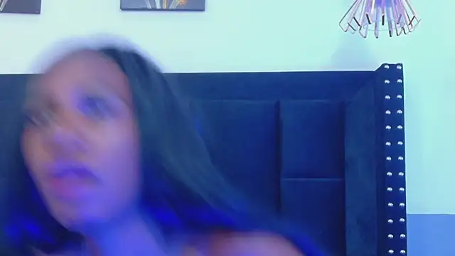 EbonyCoWorker 라이브 XXX 채팅