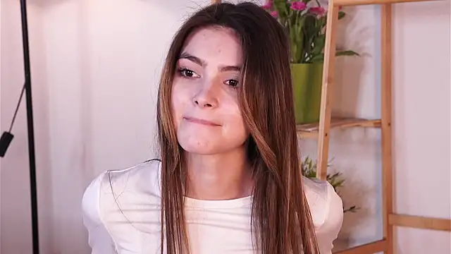 CherlyGuss: вебкам-шоу