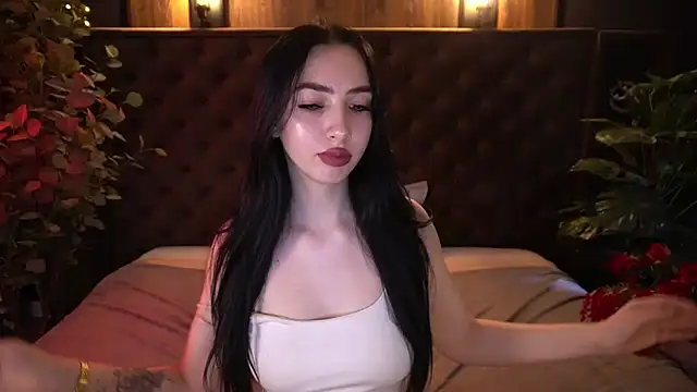 WildKittenX_のライブXXXチャット