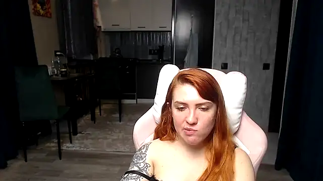 Chat +18 de Reginasmilee ao vivo