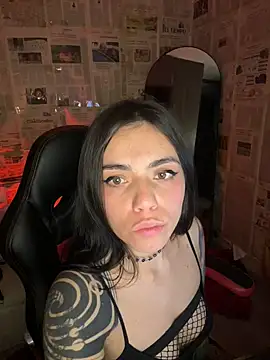 XXX chat uživo modela i_am_nina_