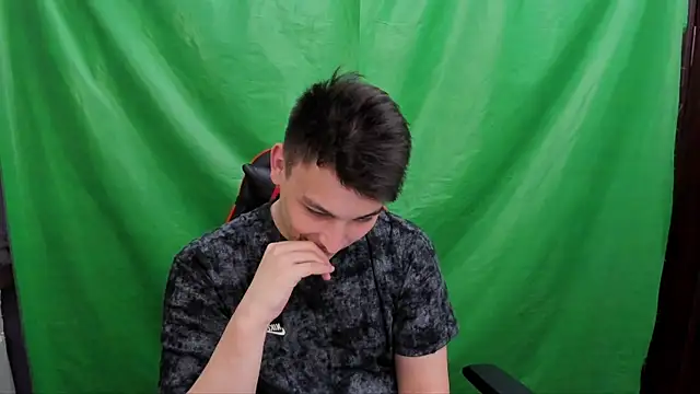 Justin_time111 即時 XXX 聊天