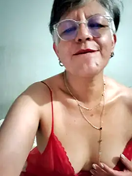 ilonna2025 Webcam-Show