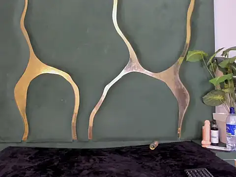 sharithasm Chat XXX in diretta