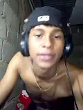 SOYFAKER élő XXX-chatje