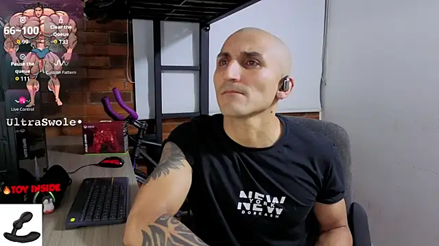 Marck_Muscle: онлайн-секс-чат