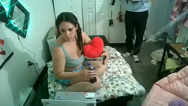 Chat XXX en directo de ExoticVibes69