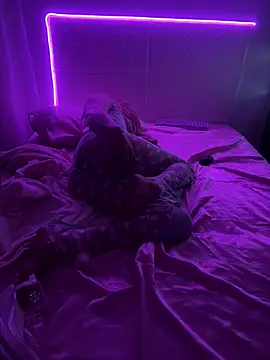 Shynesse21 Adlı Modelin Canlı XXX Sohbeti