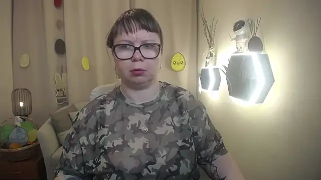 Webkamerová show BonnnyBoobsy