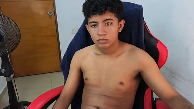 darknigthx Show in webcam