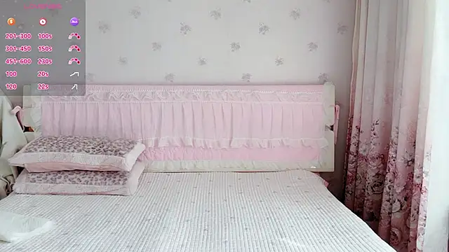 anjila888 Show Webcam