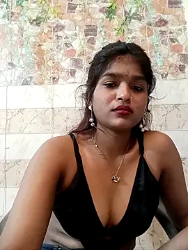 Twinkle-girl Adlı Modelin Canlı XXX Sohbeti