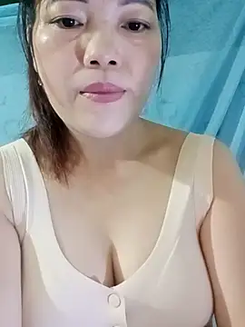 Živý XXX chat Sana-vn