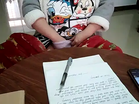 AngelwithEcup élő XXX-chatje