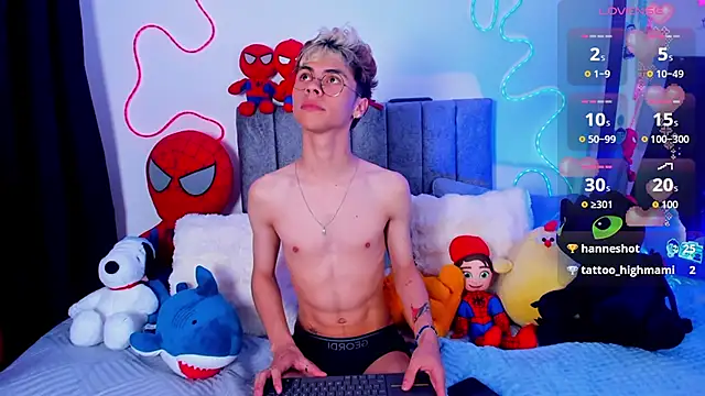 Callum_777's Live XXX Chat