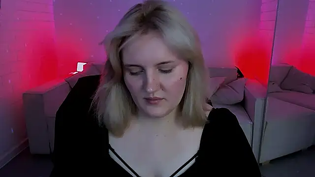 KathyBriggs élő XXX-chatje