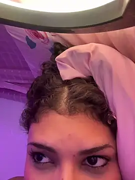 Pokazy przed kamerką – luludolll