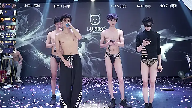 MS-180-: онлайн-секс-чат