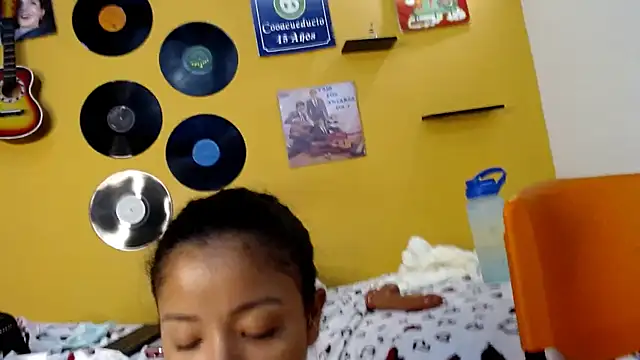 Chat XXX en directo de lilithevil32