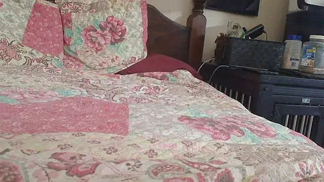 Czat XXX na żywo – Ireallysquirt