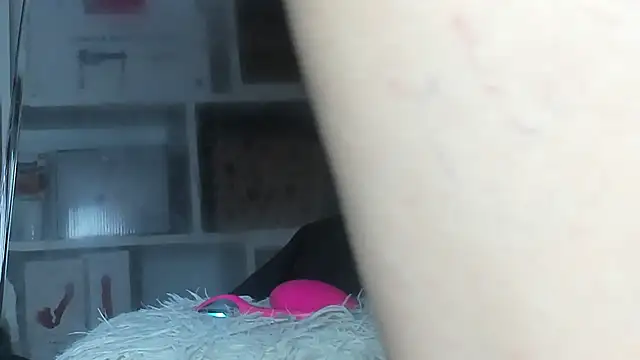 Naughtylov3's Live XXX Chat