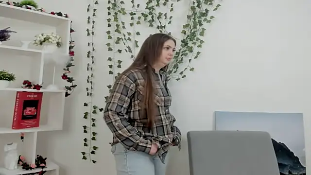 NorineMaw Chat XXX live