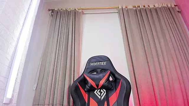 Engel_boss: онлайн-секс-чат