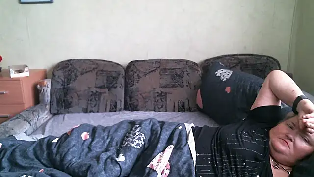 Lana555 – Naživo XXX chat