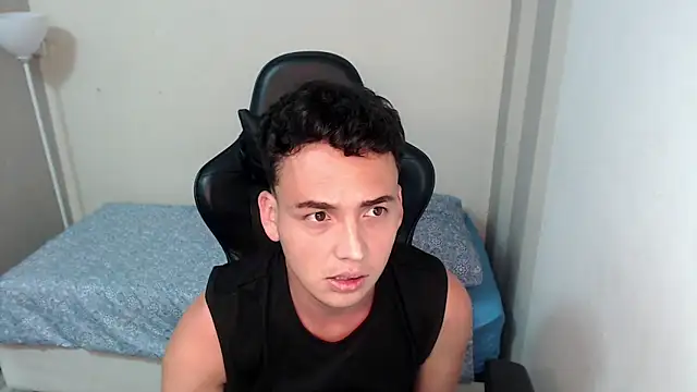 Вебкам-шоу Mathias_twinkk