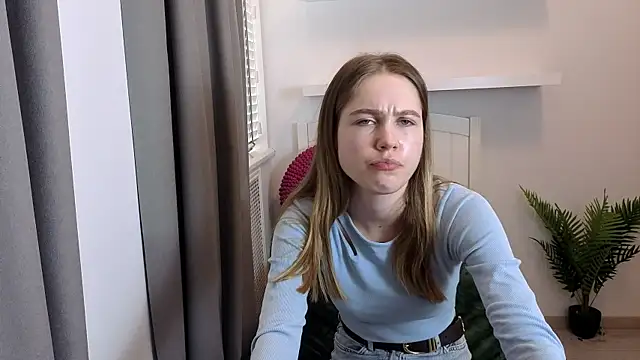 Онлайн чат XXX LoveXLexi