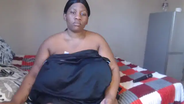 PIXIEBITCHXXX26's Live XXX Chat