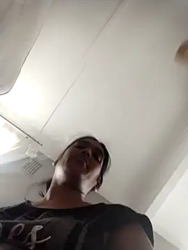 Baby_P live XXX chat