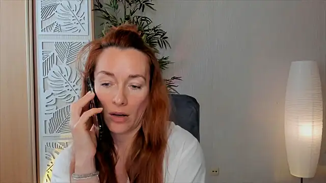 RebeccaMartinez Chat XXX in diretta