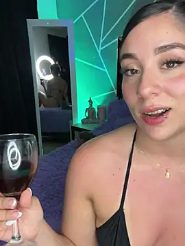 SussyBellX's Live XXX Chat