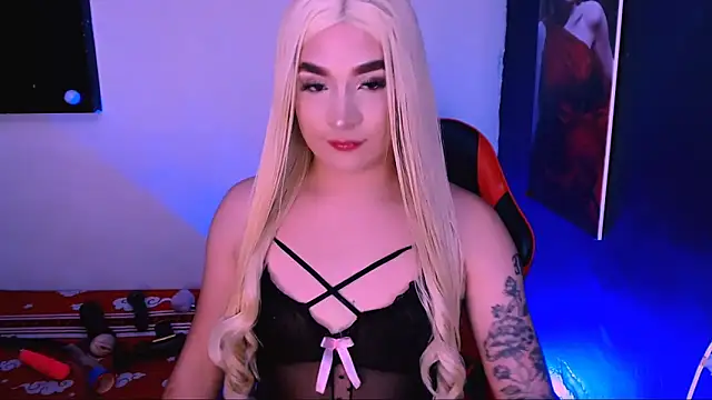 bubble_red Adlı Modelin Canlı XXX Sohbeti