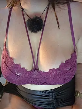 Czat XXX na żywo – Paulette-squirt