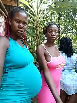 holygrail001 Live XXX Chat